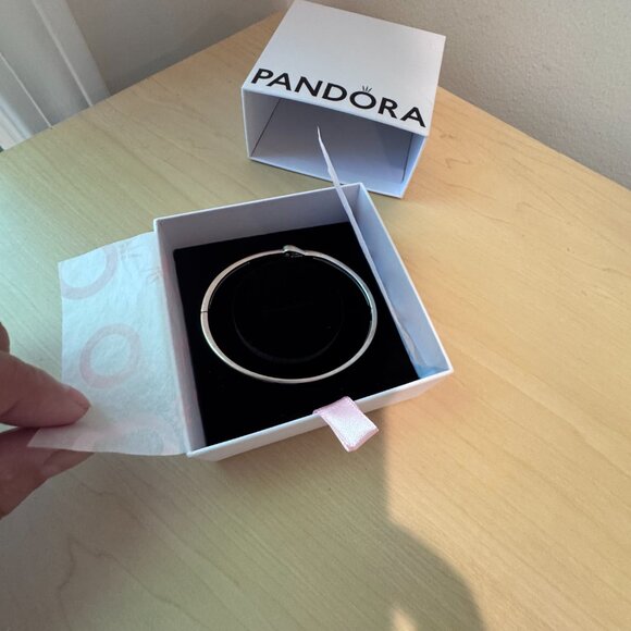 ✨ Rare Pandora Infinite 14k White Gold Diamond Bangle | 0.25 ct TW | 8” | Size M - Picture 3 of 9